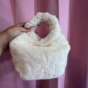 white cream fluffy mini hand bag/ crossbody !
